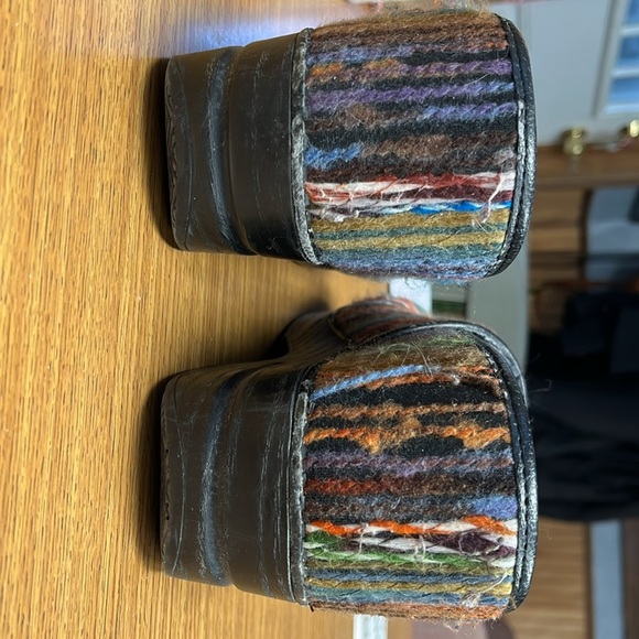 Dansko Colorful Yarn Clogs Ladies 41 - Picture 7 of 16